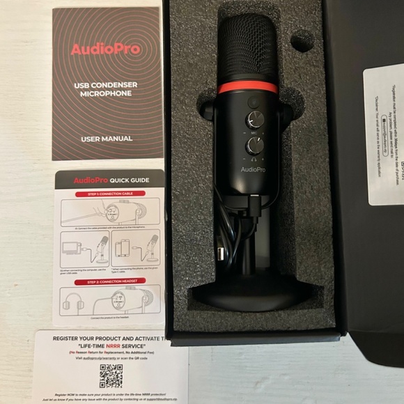 Audio Pro Professional Microphone - Picture 2 of 11